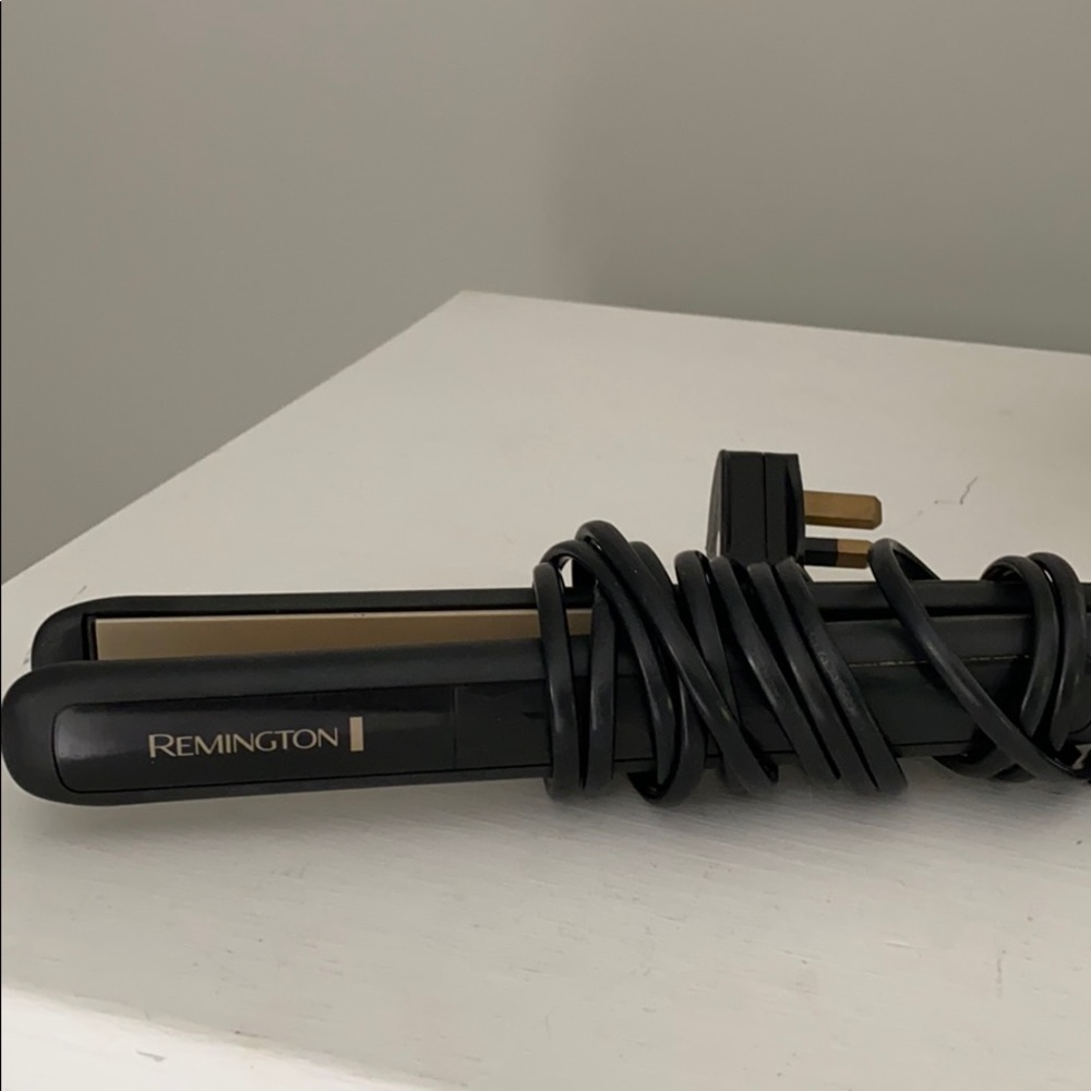 Remington hair straightener UK